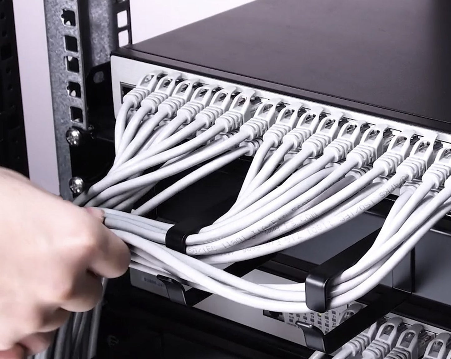 Panel with 4 Rings for Cables